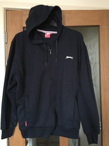 Foto 1 di 4