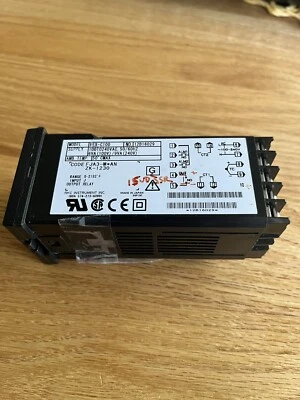 RKC INSTRUMENT REX-C100 TEMPERATURE CONTROLLER - Image 1 of 4