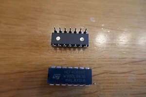 2 4066B Quad Bilateral Switches Logic IC (Pack of 2) 4066 4066BE - Picture 1 of 3