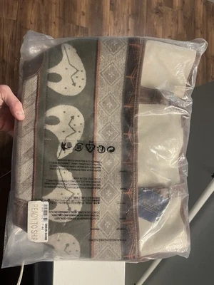 Brand New: Pendleton Wool Heartline Bear Tote Bag RARE - Image 1 of 4