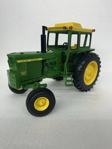 1/16 John Deere Toy Steps - Picture 1 of 3