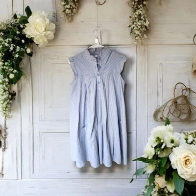 B.B. Vestido túnica Dakota azul a rayas sin mangas mediano | Bolsillos con cuello con volantes  Foto 1 de 4