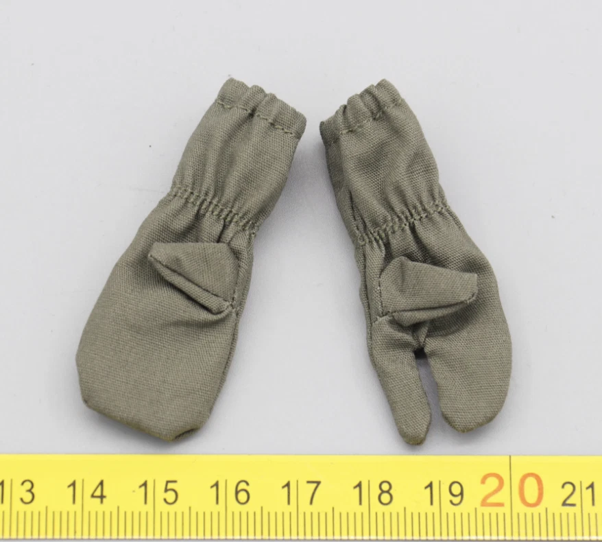 Gloves for UJINDOU UD9052 WWII LAH Division Kharkov 1/6 Scale Figure - Image 1 of 1