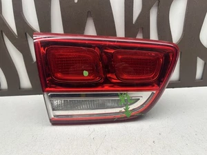 16-18 KIA SORENTO REAR LEFT DRIVER SIDE INNER TAIL LIGHT BRAKE STOP LAMP OEM - Foto 1 di 10