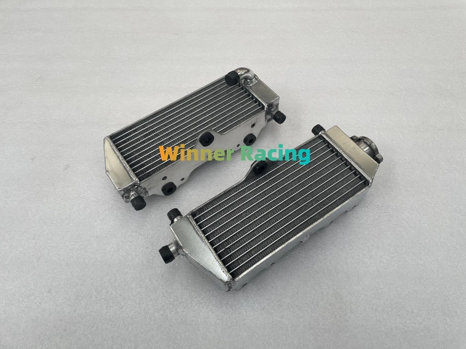 Radiador completo de aluminio izquierdo + derecho Fit Yamaha YZ250 YZ 250 1996-2001 97 98 99 Foto 1 de 4