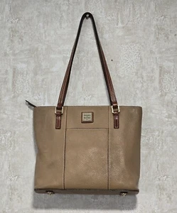 Dooney & Bourke Womens Bag Lexington Pebble Grain Shoulder Bag Taupe - Bild 1 von 22