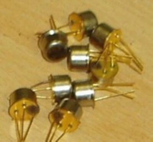 Transistores de señal pequeños MOT 2N6193 CAN3 #F19 - Imagen 1 de 4