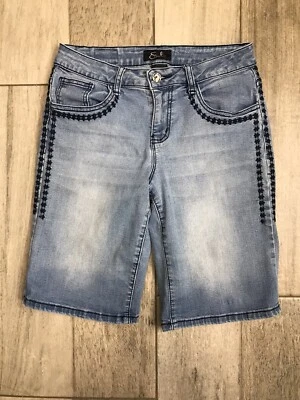 Earl Jean Womens Bermuda Shorts Womens Sz 6 Blue Stretch Denim Low Rise 28 Waist - Image 1 of 4