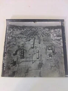 WWII "Restricted" foto 8x9) US Recon Sqdrn Attnang-Puchiem Austria originali - Foto 1 di 3