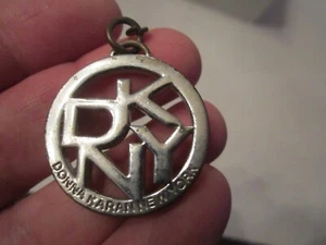 DKNY PENDANT - DONNA KARAN - SC-8 - Picture 1 of 3