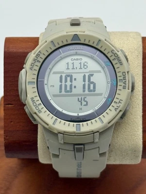 Reloj Casio Hombre Solar Powered Triple Sensor Gris Pro Trek PRG300-8 Foto 1 de 4