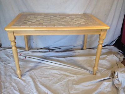 Mesa de cocina alicatada no antigua, VER 10 fotos.  Recogida local Virginia. HACER OFERTA Foto 1 de 4