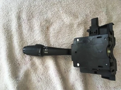 OEM 94-01 Dodge Ram  Steering Column Multifunction Switch: Wiper&Turn Signal - Image 1 of 3