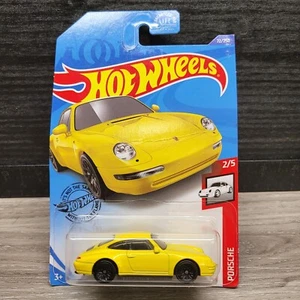 Porsche Carrera 2020 Hot Wheels '96 amarillo 2/5 #72/250 coche de colección - Imagen 1 de 8