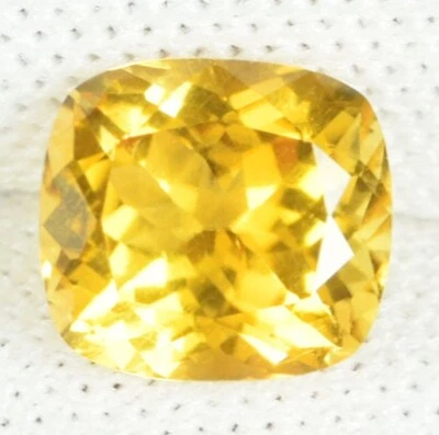 1.45  ct  GIT  Certificate LUSTROUS   YELLOW *MOZAMBIQUE TOURMALINE See Video ON - Image 1 of 4