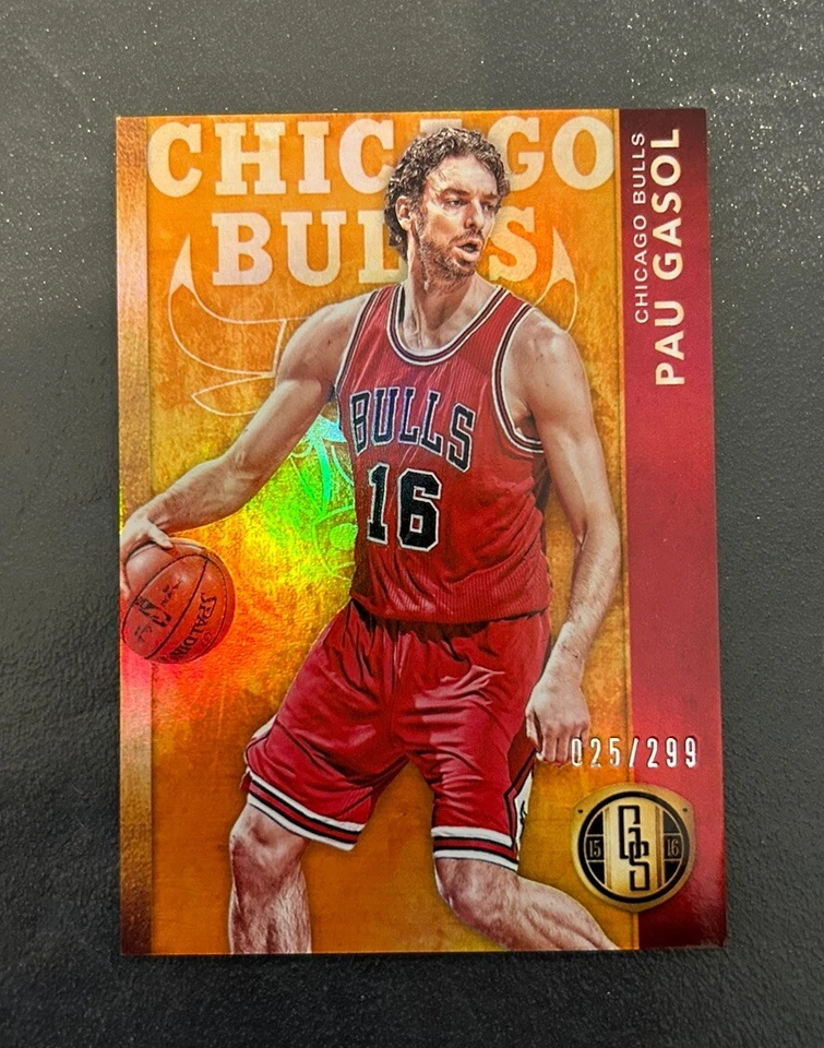 2015-16 Panini Gold Standard Pau Gasol /299  #129 Chicago Bulls - Image 1 of 2