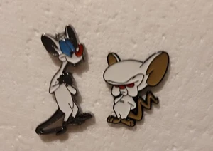 Pinky And The Brain Cartoon Pin Brooch Lapel Shirt Pin Board New  - Picture 1 of 1