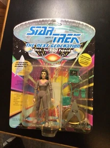 1993 Star Trek The Next Generation Action Figure LieutenantCommander Deanna Troi - Picture 1 of 3