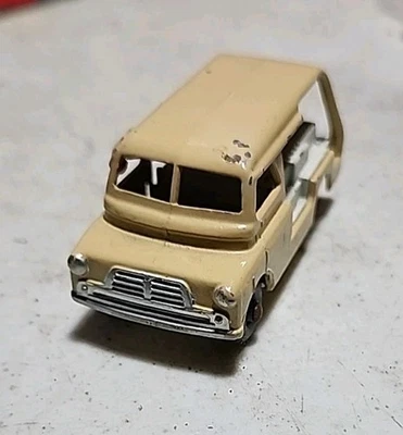MATCHBOX LESNEY Nº 29A VINTAGE BEDFORD MILK DELIVERY VAN BOM ESTADO - Imagem 1 de 4