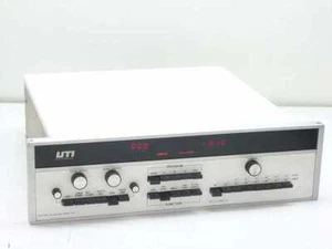 UTI Model 100C Precision Gas Analyzer Controller - Amplifier 30 - 5162 - Picture 1 of 6
