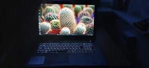 Dell Isnpiron 5767 17.3 i7-7500u intel HD620 AMD Radeon R7 M440 - Picture 1 of 9