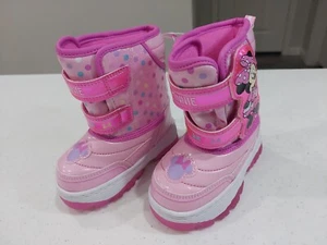 NEW Disney Minnie Mouse Light-Up Soles Snow Boots Kids Girl's Size 7 Shoes NWOT - Picture 1 of 11