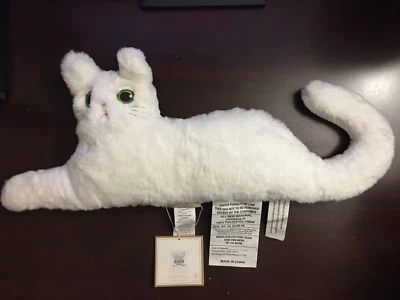 Подушка Pottery Barn Teen Whisper the Cat белый котенок - Изображение 1 из 4