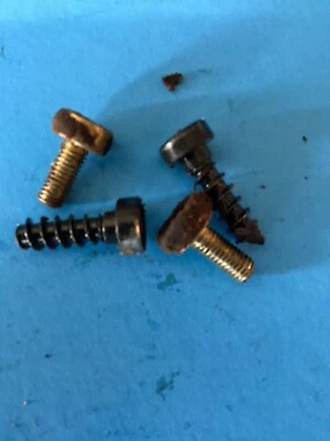 STIHL 064, 066 Motosierra OEM Manija Trasera Tornillos Cubo 28 Foto 1 de 2