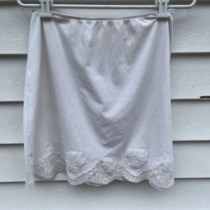 Slip vintage senza marchio pizzo bordato nylon e rete anni 80 - Foto 1 di 4