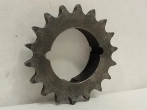 206567 Old-Stock; Martin 50BTB18H-1610 Bushed Sprocket # 50; 18Teeth; Hardened - Picture 1 of 4