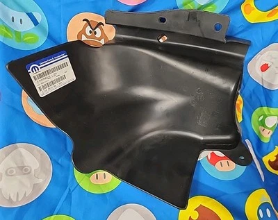 Genuine OEM Mopar Jeep 5182519AB Driver LH Closeout Panel 11-22 Grand Cherokee - Image 1 of 4