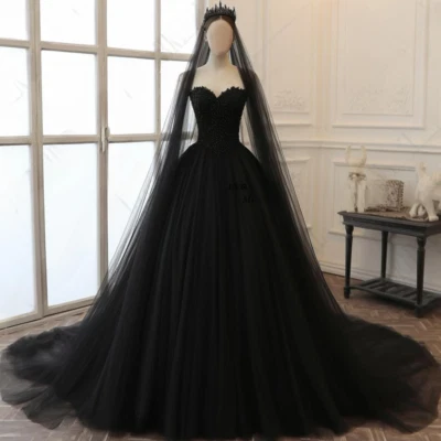 Gothic Black A-line Wedding Dresses Sweetheart Neck Sleeveless Tulle Bridal Gown - Image 1 of 4
