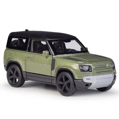 1:43 Land Rover Defender 90 Model Car Diecast Toy Vehicle 2 Doors Open Pull Back - Image 1 of 4