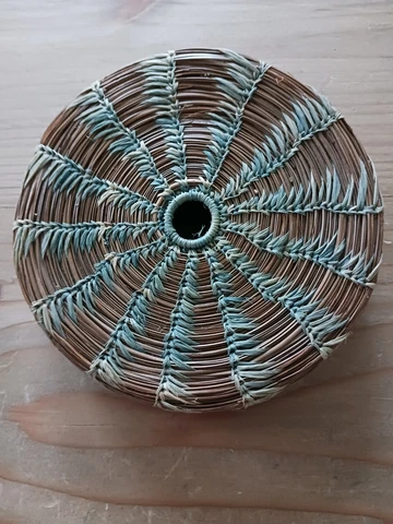 Vintage Handmade Pine Needle Flat Basket With Lid Small 5" Cover
