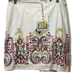 Chelsea & Violet Size M Skirt 100% Cotton Modern Boho Embroidered Paisley NWT - Picture 1 of 8