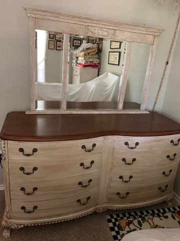 Vintage French Provincial Dresser -Near Fort Worth Texas - Pickup Only Cover