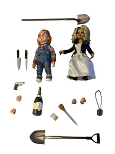 NECA BRIDE OF CHUCKY Chucky & Tiffany 2 Pack With Shown Accessories - Picture 1 of 4
