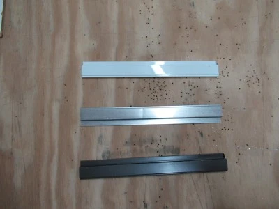 Marco de pantalla de ventana de borde de cuchillo, 48 longitudes x 93 pulgadas largo Foto 1 de 4