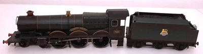 HORNBY OO GAUGE CADBURY CASTLE LOCOMOTIVE & TENDER - Image 1 of 2