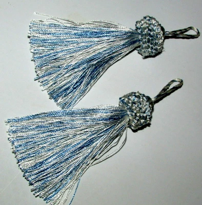 TASSELS  two 3-1/2" fringe plus a 1-1/2" loop 5" overall blue white  (sew rm bx8 - Image 1 of 2