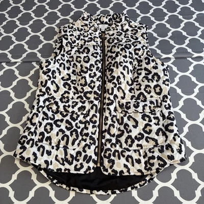 Chaleco acolchado Crown & Ivy con estampado animal talla grande negro blanco tostado bolsillos Foto 1 de 4