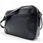Excellent condition Louis Vuitton Trocadero 24 Epi Shoulder Bag Black