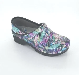 5053 Dansko Womens LT Pro Watercolor Tooled Clog Size 37 EU 6.5-7 US - Picture 1 of 9