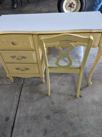 French Provincial Desk With Chair Cover