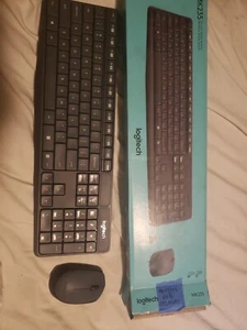 Logitech MK235 Wireless USB Keyboard and mouse no receiver - Picture 1 of 2