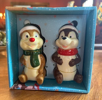 Disney Chip & Dale Ardillas Nuevo Salero y Pimentero Navidad Invierno 2022 Foto 1 de 4