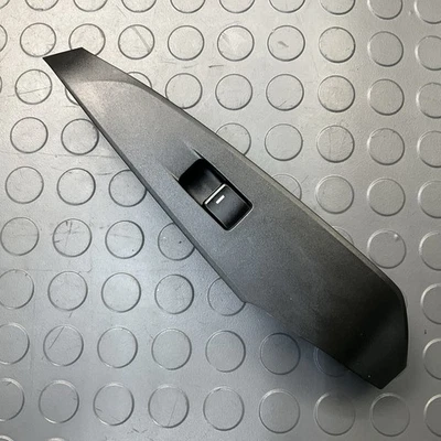 Interruptor de control de ventana principal del lado del pasajero trasero derecho Mazda 6 2014-2017 OEM Foto 1 de 4