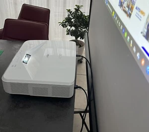 Acer UL5210 DLP Ultrakurzdistanz Beamer 24h Betriebszeit 3500 ANSI Lumen FHD - Bild 1 von 12