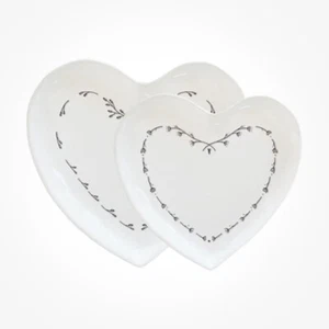 East of India Set of 2 Heart Plates Gift Box - Picture 1 of 2