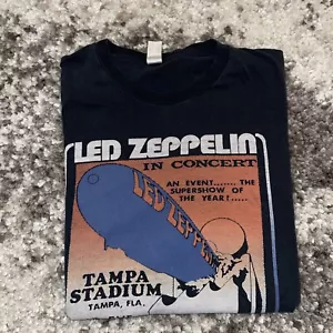 Led Zepplin T-Shirt Black Tampa Stadium In Concert 2006 Short Sleeve SM/MED - Picture 1 of 8
